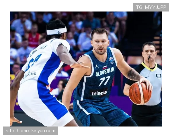 东契奇空砍38分三双难救主 独行侠季后赛前景堪忧 东契奇空砍38分三双难救主 独行侠季后赛前景堪忧