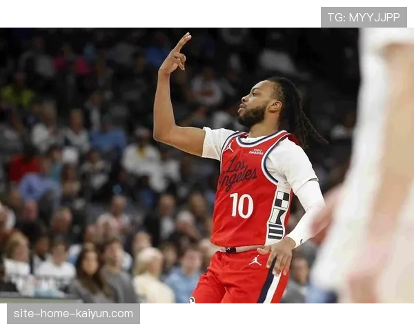 快船加兰摆脱伤病困扰 外线投射效率接近五成 快船加兰摆脱伤病困扰 外线投射效率接近五成